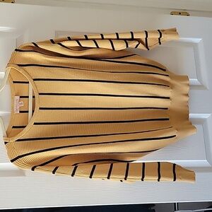Women's darling striped sweater